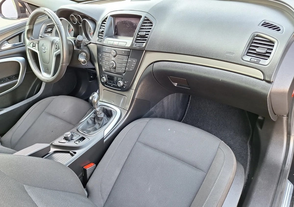 Opel Insignia cena 23900 przebieg: 207000, rok produkcji 2011 z Gozdnica małe 379